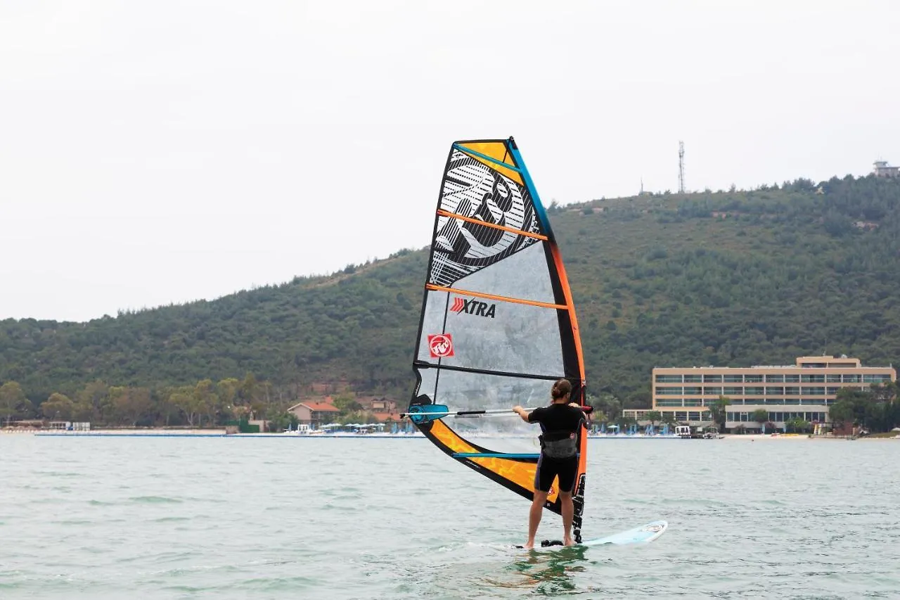 D - Resort Ayvalik 5*,
